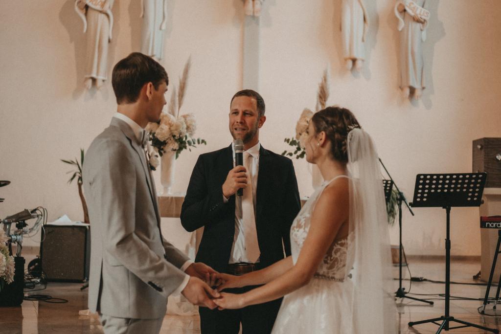 Kirchliche Trauung  Alles für die Hochzeit in der Kirche
