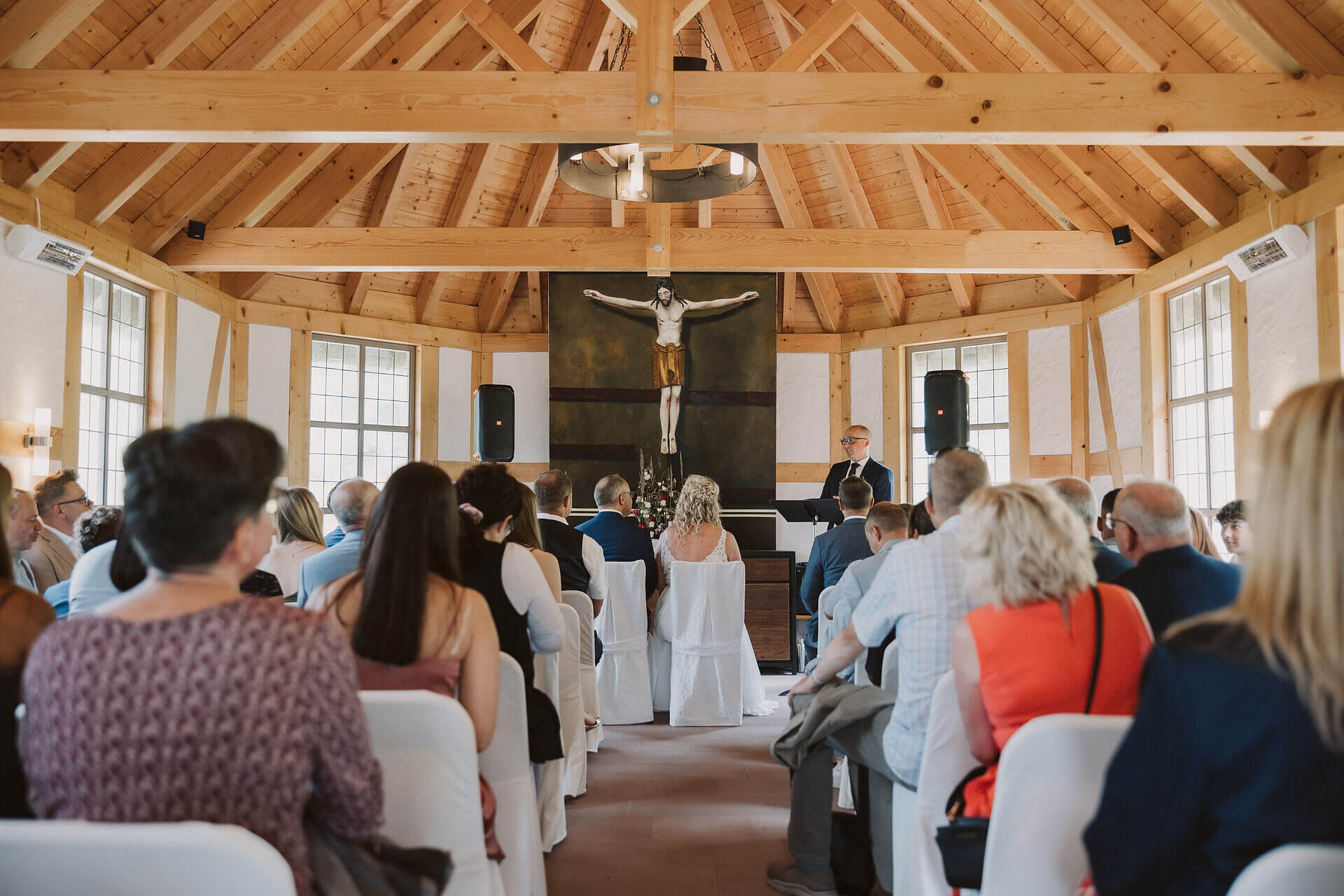 Freie Trauung mit Christian Geiß in Marburg – Bild 1 Hochzeit auf der Dammühle – Freie Trauung mit Christian Geiß in Marburg